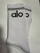 تصویر  ‏جوراب نيم ساق alo‏