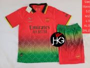 تصویر  کیت اث میلان یقه دار