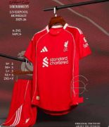 تصویر  کیت لیورپول 