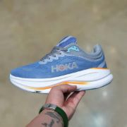 تصویر  کفش هوکا 